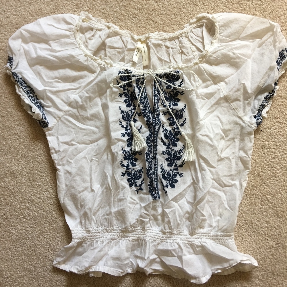 Peasant Top
